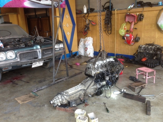 ขายเครื่องนิสสันRD28ราคา6,000บาท