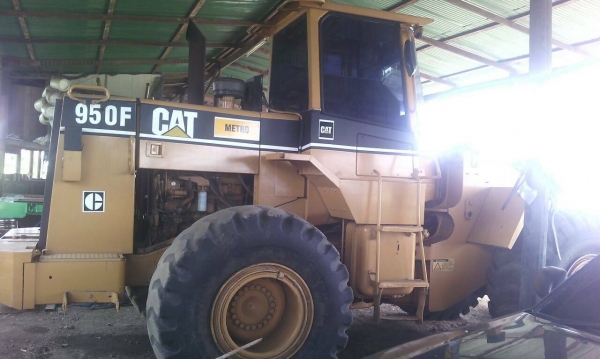 ขายรถตักเอาอ่อนCAT.950Fรถสวยทำงานได้1ปีเอกสารเล่มเบืยน