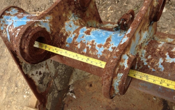 FROM JAPAN BUCKET บุ๊งกี๋สำหรับรถขุดไซค์ 20,25,30,35 รูสลัก 35 มิล สินค้าเก่านอก ขายถูกๆเพียง 8,500 บาท สนใจติดต่อ 0819337688