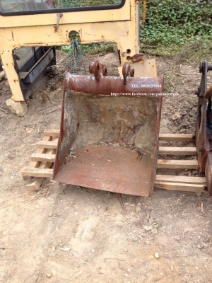 FROM JAPAN BUCKET บุ๊งกี๋สำหรับรถขุดไซค์ 20,25,30,35 รูสลัก 35 มิล สินค้าเก่านอก ขายถูกๆเพียง 8,500 บาท สนใจติดต่อ 0819337688