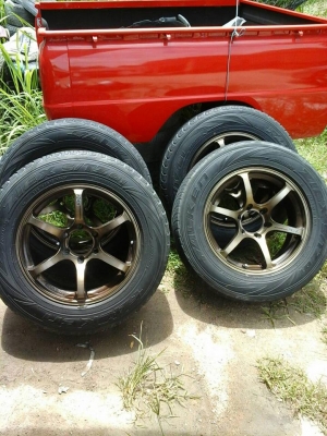 ขายล้อ rg1 ขอบ `18 หน้า8.5หลัง9.5  `ติดยาง 265/60R18สภาพพอใช้ใด้นะคับ