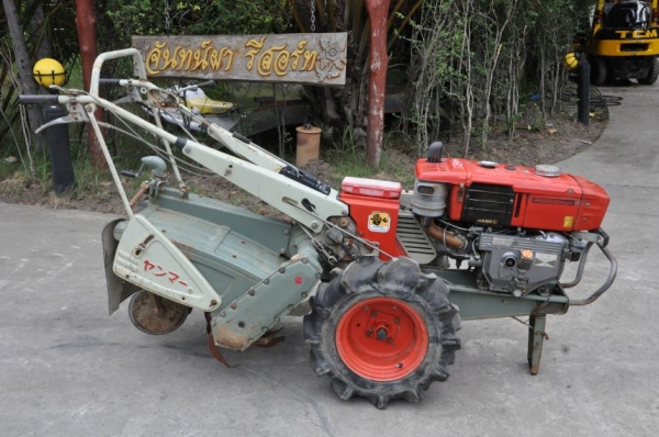 ขายรถพรวนดินyanmar YH800 สภาพสวยเดิมจากญี่ปุ่น มีเกียร์ 28,000เท่านั้น