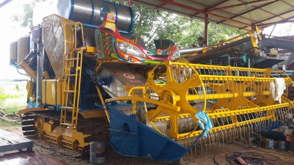 ขายรถเกี่ยวข้าว ไอ้หนุ่มไวไฟ ช่วงล่าง12นอกบิ้วใหม่หมด ปั๊ม23ไดกิ้น อีซูซุ6hh1 เทอร์โบว์เครื่องฟิตใหม่ ระบบตู้ ปั๊ม ระบบเกี่ยวทำใหม่ พร้อมลงลุยงาน ขายรถเกี่ยวข้าว ไอ้หนุ่มไวไฟ ช่วงล่าง12นอกบิ้วใหม่หมด ปั๊ม23ไดกิ้น อีซูซุ6hh1 เทอร์โบว์เครื่องฟิตใหม่ ระบบตู้ ปั๊ม ระบบเกี่ยวทำใหม่ พร้อมลงลุยงาน