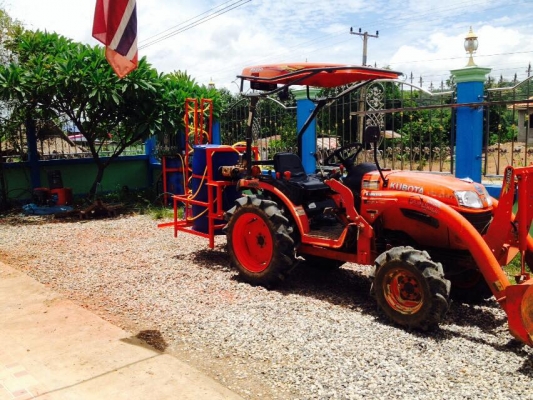 ขาย เครื่องพ่นยา (ถัง 230ลิตร) ให้อุปกรครบพร้อมใช้งาน ส่งถึงบ้าน สนใจโทร 088-4248260 มอส