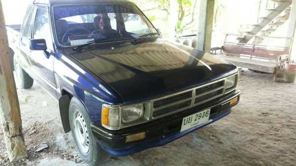 โตโยต้า ฮีโร่ปี 89 เครื่องแห้งๆ ฟิตสต๊าทติดง่าย  สภาพสวยพร้อมใช้ เครื่องดี คัสซีสวย เบรคดี ช่วงล่างแน่น  ยางดี 5 เส้น  แอร์เย็น ฟิล์มกันความร้อน  รถพร้อมใช้ ทะเบียน ราชบุรี