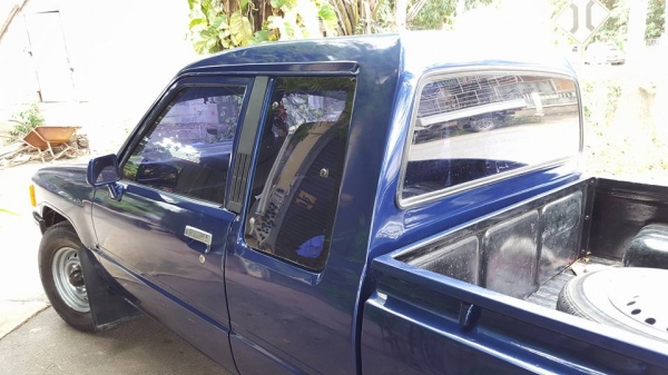 โตโยต้า ฮีโร่ปี 89 เครื่องแห้งๆ ฟิตสต๊าทติดง่าย  สภาพสวยพร้อมใช้ เครื่องดี คัสซีสวย เบรคดี ช่วงล่างแน่น  ยางดี 5 เส้น  แอร์เย็น ฟิล์มกันความร้อน  รถพร้อมใช้ ทะเบียน ราชบุรี