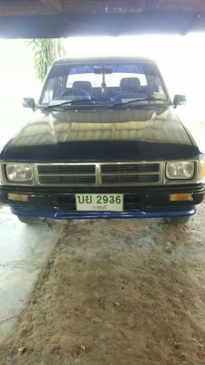 โตโยต้า ฮีโร่ปี 89 เครื่องแห้งๆ ฟิตสต๊าทติดง่าย  สภาพสวยพร้อมใช้ เครื่องดี คัสซีสวย เบรคดี ช่วงล่างแน่น  ยางดี 5 เส้น  แอร์เย็น ฟิล์มกันความร้อน  รถพร้อมใช้ ทะเบียน ราชบุรี