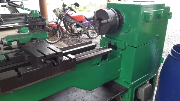 เครื่องกลึง ต้าชิง 6 ฟุต 3 เพลา เกียร์บล็อก ใช้ไฟบ้าน ด่วน !!! 75,000