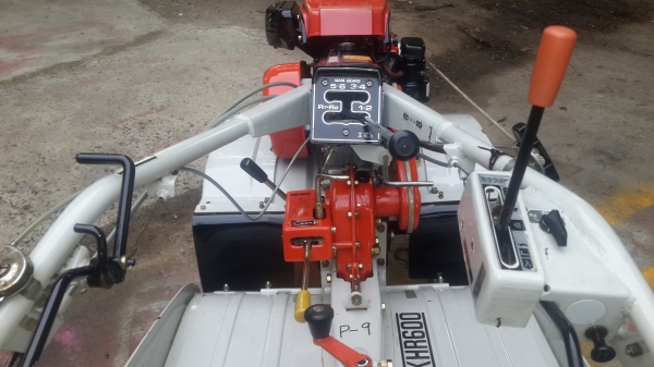 รถพรวนดิน