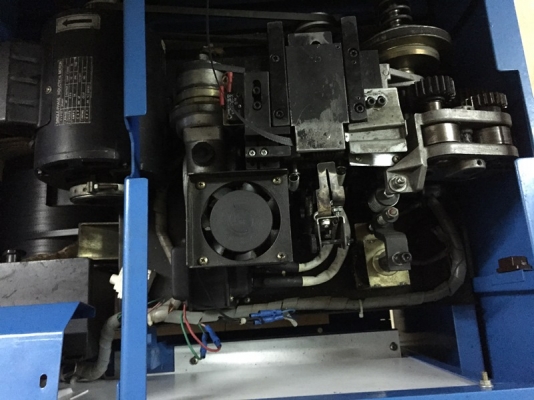 เครื่องรัดกล่อง