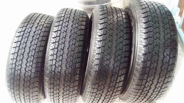 ขายล้อแม็กป้ายแดง dmax 17" พร้อมยางปี15 สีรมดำ สนใจติดต่อเล็กคลองสามครับ 081-3747940 ขายล้อแม็กป้ายแดง dmax 17" พร้อมยางปี15 สีรมดำ สนใจติดต่อเล็กคลองสามครับ 081-3747940