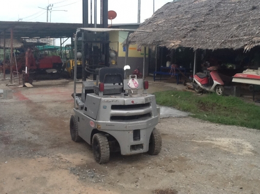 รถยกToyota 2fg 10 สภาพดีพร้อมใช้ราคาไม่แพงครับต่อรองได้ครับ