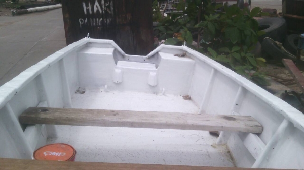 รายละเอียด เรือไฟเบอร์ของญี่ปุ่นพร้อมสาลี ของถูกและของดีสุด ๆ ทำสีใหม่ ใช้งานได้จริง ต่อรองราคาได้ ใช้ไม่เกิน 10 ครั้ง เรื่อไฟเบอร์ของญี่ปุ่นความยาว 15 ฟุตกว้าง 1.2 เมตร พร้อมสาลี ทำสีใหม่ นั้งได้ประมาณ 7-8 คน เบอร์โทร 087-924-6343 (หนุ่ม) เพิ่มเติมสำสำหร