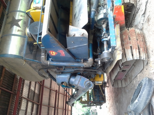 รถเกี่ยวเกษตรพัฒนา. รุ่น ปลดหนี้