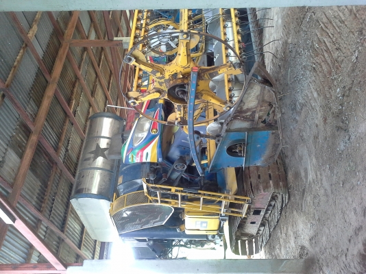 รถเกี่ยวเกษตรพัฒนา. รุ่น ปลดหนี้