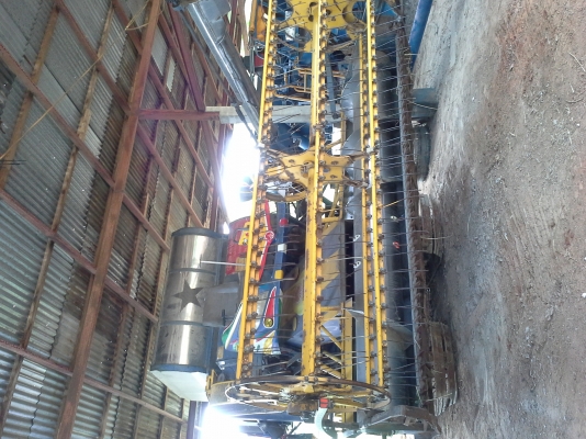 รถเกี่ยวเกษตรพัฒนา. รุ่น ปลดหนี้