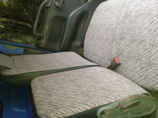 ขายหกล้อ ISUZU NQR 135 แรง เทอร์โบ แอร์ พวงมาลัยพาเวอร์ ปี 46