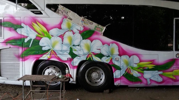 แซสซีนิสสัน 8ล้อสองชั่น เครื่องสแกนเนีย 113 ตัวถังเชิดชัย ยี่ห้อ วอลโว่