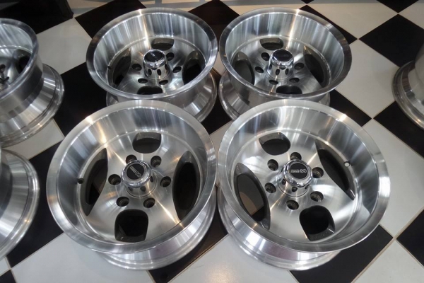 ENKEI BR-2  15X7.5 ET-15  ล้อใหม่ ราคาชุดละ 8900บาท  081-7570077 ส่งได้ทั่วไทย