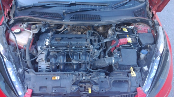 ขายรถฟอร์ดเฟียสต้า 1.6 รองท๊อบ ปี 2011 ขายรถฟอร์ดเฟียสต้า 1.6 รองท๊อบ ปี 2011