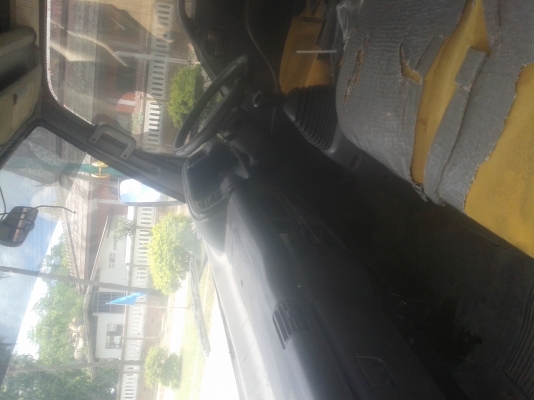 ขายหกล้อ ISUZU NQR 150 แรง ปี 49 เทอร์โบ แอร์  พวงมาลัยพาเวอร์