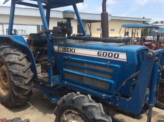 แทรคเตอร์ อิเซกิ TS 6000 พร้อมใบดันดินและผาน 7 แทรคเตอร์ อิเซกิ TS 6000 พร้อมใบดันดินและผาน 7