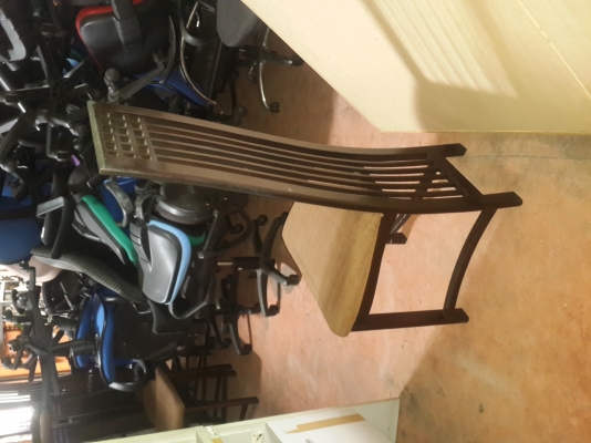 เก้าอี้ไม้สักสวยๆ