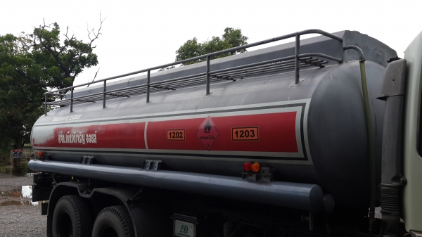 ขายถังนำ้มัน15000ลิตร โหลดบน. พร้อมปั้ม ขายถังนำ้มัน15000ลิตร โหลดบน. พร้อมปั้ม