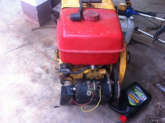 ขายเครื่องYANMAR NS130C-Gมีไดสตาทเก่านอกคับ