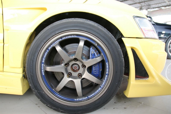 ขาย Mitsubishi Evolution VIII ปี2011 สีเหลือง เครื่อง4G63 เกียร์AT ขาย Mitsubishi Evolution VIII ปี2011 สีเหลือง เครื่อง4G63 เกียร์AT