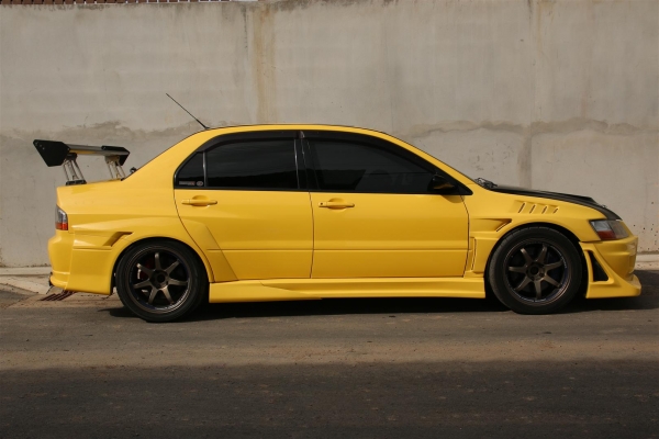 ขาย Mitsubishi Evolution VIII ปี2011 สีเหลือง เครื่อง4G63 เกียร์AT ขาย Mitsubishi Evolution VIII ปี2011 สีเหลือง เครื่อง4G63 เกียร์AT