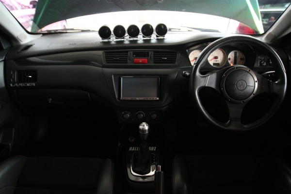 ขาย Mitsubishi Evolution VIII ปี2011 สีเหลือง เครื่อง4G63 เกียร์AT ขาย Mitsubishi Evolution VIII ปี2011 สีเหลือง เครื่อง4G63 เกียร์AT