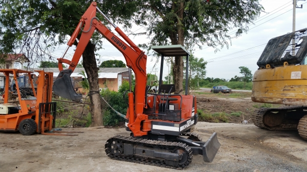 ขายด่วนรถเเม็คโครคูโบต้า KH-21แทคเหล็กเทียบเท่า PC25เคื่องคูโบต้า3สูบเก่าญี่ปุ่นแท้ไม่เคยใช้งานเมืองไทยเลยส่งให้ฟรีๆ