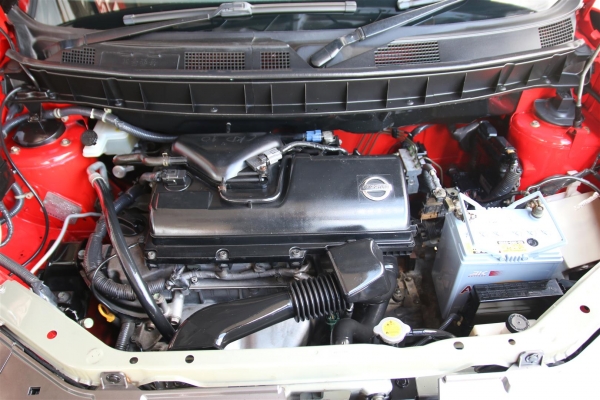 ฃาย NISSAN CUBE 3 สีอแดง เครื่อง 1400CC. ปี2011 ฃาย NISSAN CUBE 3 สีอแดง เครื่อง 1400CC. ปี2011