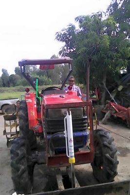 ขายรถไถ KUBOTA L4508 อุปกรณ์ ดันหน้า ผานหลัง โรตารี่ ล้อเหล็ก สภาพพร้อมใช้งาน เอกสารพร้อมโอน สนใจโทร 090-8588220คุณนะ 093-3258446คุณบิว หรือเข้าดูสินค้าอื่นๆได้ที่ www.truck.in.th/498 หรือเพจFacebook ณรงค์ ซื้อขายรถมือสอง (เว็บไซต์ส่วนตัว) หรือFacebook ตล