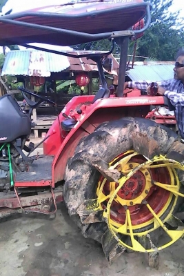 ขายรถไถ KUBOTA L4508 อุปกรณ์ ดันหน้า ผานหลัง โรตารี่ ล้อเหล็ก สภาพพร้อมใช้งาน เอกสารพร้อมโอน สนใจโทร 090-8588220คุณนะ 093-3258446คุณบิว หรือเข้าดูสินค้าอื่นๆได้ที่ www.truck.in.th/498 หรือเพจFacebook ณรงค์ ซื้อขายรถมือสอง (เว็บไซต์ส่วนตัว) หรือFacebook ตล