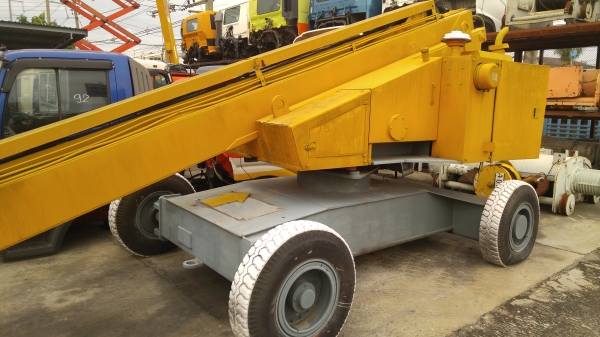 รถกระเช้า aichi 15เมตร