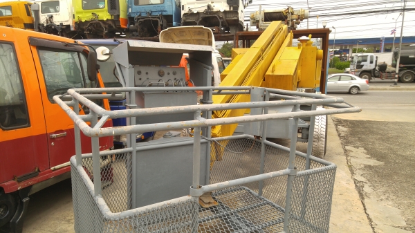 รถกระเช้า aichi 15เมตร