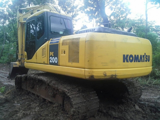 ขายดาวน์ KOMATSU PC200-7 รถออกใหม่ป้ายแดง