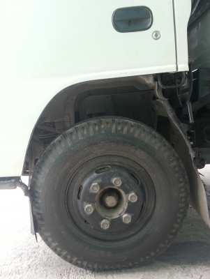 ขายรถ 6 ล้อ ISUZU รุ่น NQR75RY52E / NQR 175 แรง EURO 3  ปี 2009 ตู้แห้ง 10 บาน