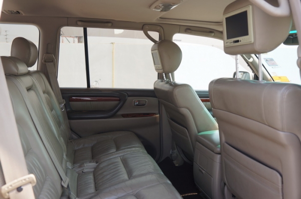 ขายด่วน Toyota Landcruiser VX100 Cygnus