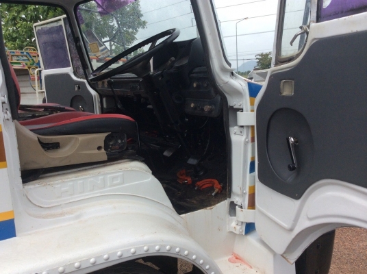 HINO10ล้อ(NewKT720) 2เพลามีสโลว์ เบรคลมดัน พร้อมเฮี๊ยบ 5T สภาพสวย ขาย 630,000บาท ศุภากร(081-1903107,081-4252943)