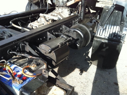 ขายรถสิบล้อมิตซู  FN 215  เพลาเดียว