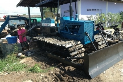 ขายD2-5 PL สภาพสวย พร้อมใช้งาน เครื่องดีช่วงล่างดี ใบแทร็กเต็ม สไลด์คว่ำหน้าคว่ำหลัง ขายดาว100000บาท ผ่อนเดือนละ10000 12เดือน ขายD2-5 PL สภาพสวย พร้อมใช้งาน เครื่องดีช่วงล่างดี ใบแทร็กเต็ม สไลด์คว่ำหน้าคว่ำหลัง ขายดาว100000บาท ผ่อนเดือนละ10000 12เดือน