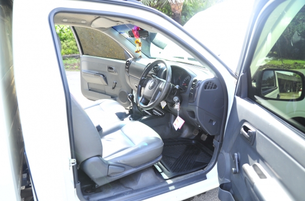 Isuzu Dmax 2008 ตู้ไฟเบอร์แห้ง สภาพสมบรูณ์พร้อมใช้งาน