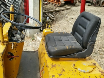 วีดีโอลงให้แล้วนะครับ  รถบดอัดสั่นสะเทือน เอวอ่อน หน้าเหล็ก หลังเหล็ก BOMAG: DT 200 ดีเซล 2 สูบ มืบอสองญี่ปุ่น แท้