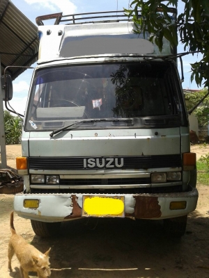 ขายISUZU ร๊อคกี้ 6HH1 1เพลา สภาพสวยพร้อมใช้ ติดต่อ คุณอ๊อฟ พิจิตร 086-737-9991