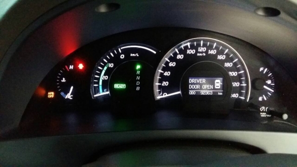 ขายด่วน TEANA ปี2004 2.3 สีดำ