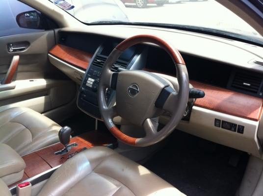 ขายด่วน TEANA ปี2004 2.3 สีดำ