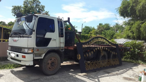 ขายเทเลอร์ 1เพลาหัวสิงห์ไฮเท็ก175hpพร้อมใช้ ติดต่อได้ คุณ อ๊อฟ พิจิตร 086-737-9991 ขายเทเลอร์ 1เพลาหัวสิงห์ไฮเท็ก175hpพร้อมใช้ ติดต่อได้ คุณ อ๊อฟ พิจิตร 086-737-9991